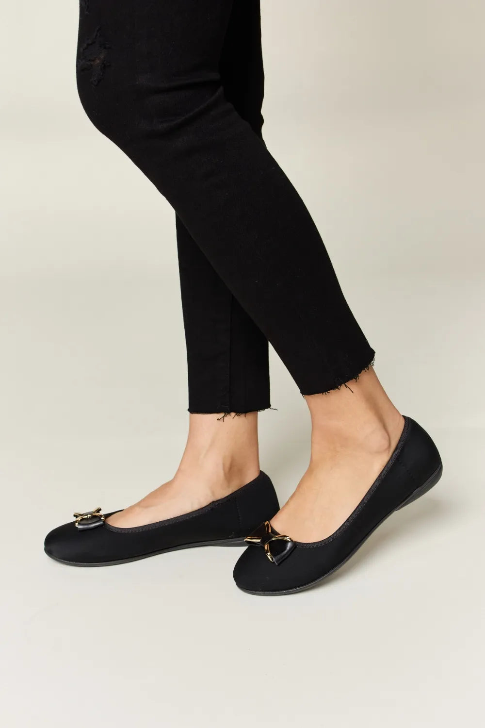 Forever Link Metal Buckle Flat Loafers 667ae041-719e-4012-8c61-4714dbf77bdf-Max