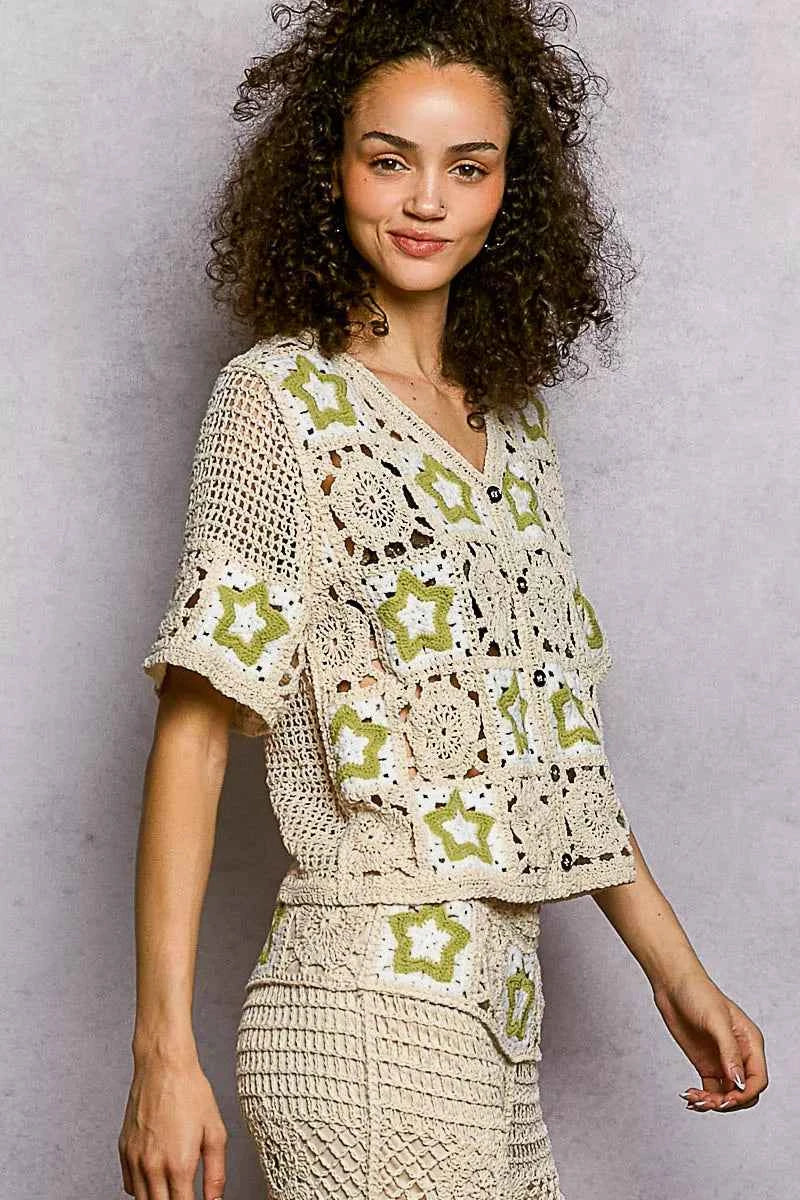 POL Button Front V-Neck Crochet Cardigan with Contast Star 66c3f17a-5ffb-4917-bd67-a01f5df2d786-Max-Origin