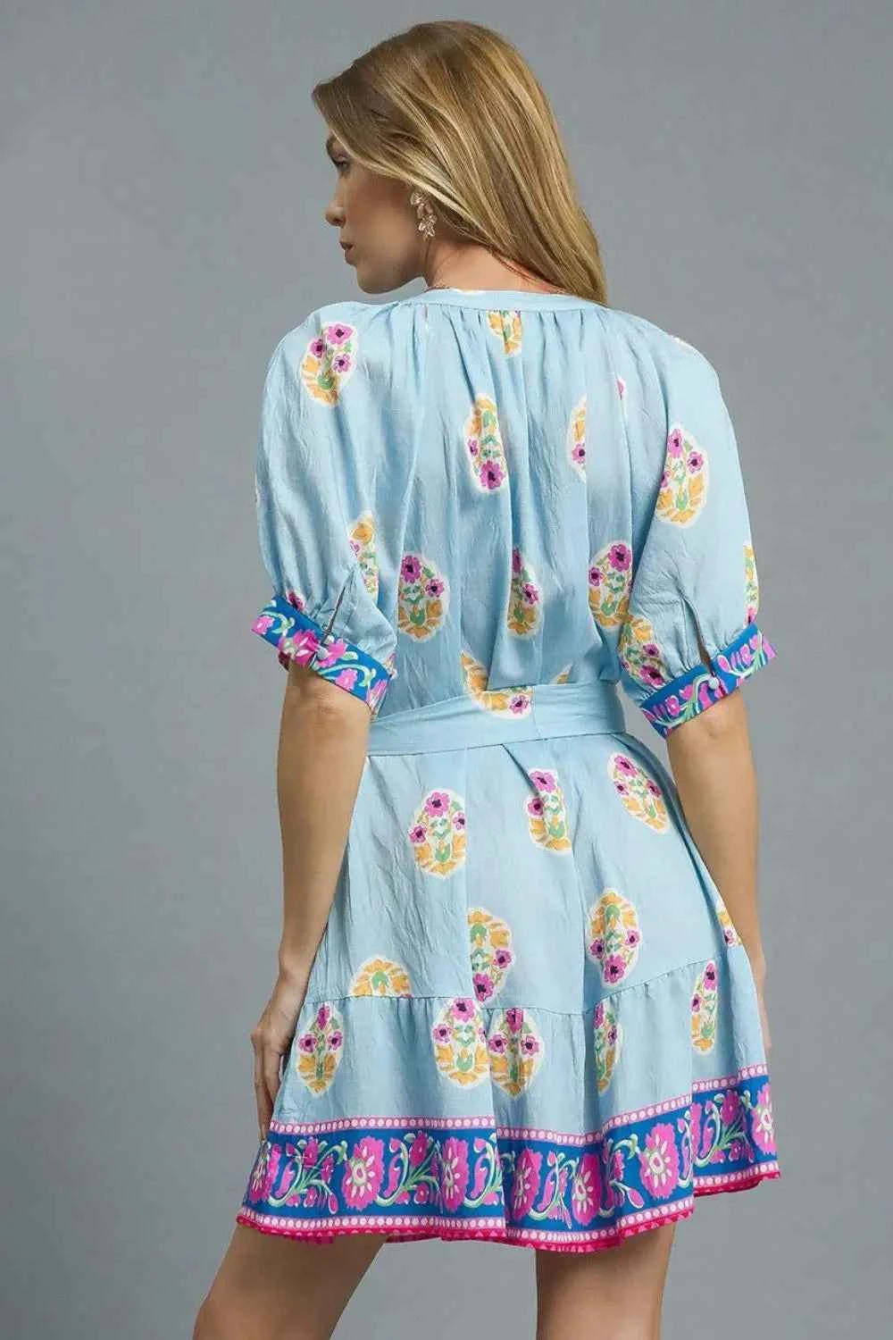 Umgee Floral Print Tie Waist Short Sleeve Dress 66deabcb-8619-4f67-a7af-35443a2a7757-Max-Origin