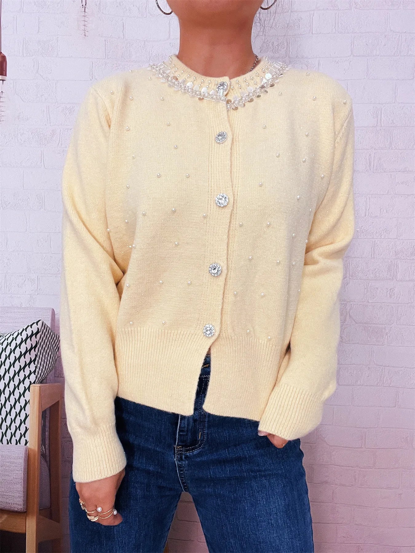 Pearl Detail Button-Front Cardigan 66ea99b3d86a4fcd81c6d6b6f1f54d99-Max-Origin