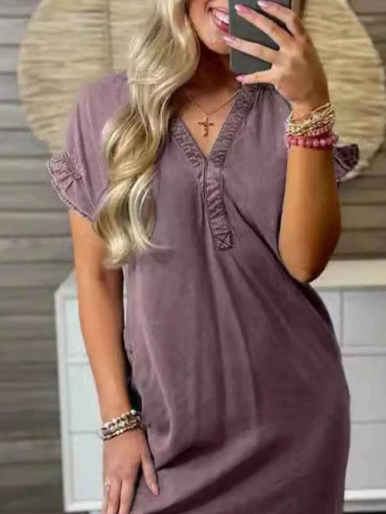 Full Size V-Neck Short Sleeve Denim Dress Plus Size 66eb8cef-0a2b-4609-b083-2ae0c85117d5-Max-Origin