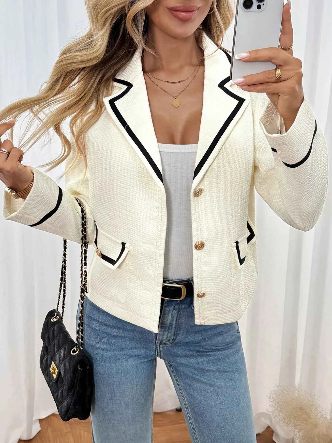 Contrast Trim Button-Up Blazer 67063f8a926a494197362066f92a0c65-Max-Origin