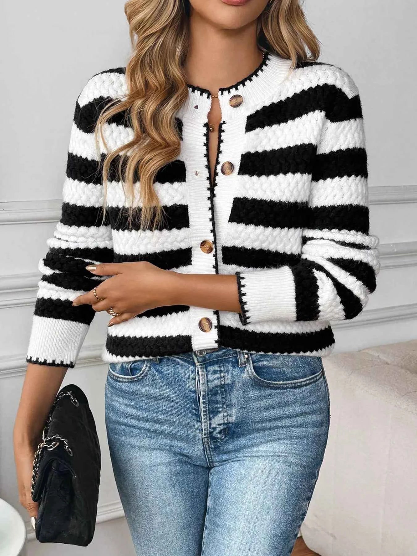 Striped Button-Up Long Sleeve Cardigan 672673a6-1366-4383-b02c-a99affea64c6-Max-Origin
