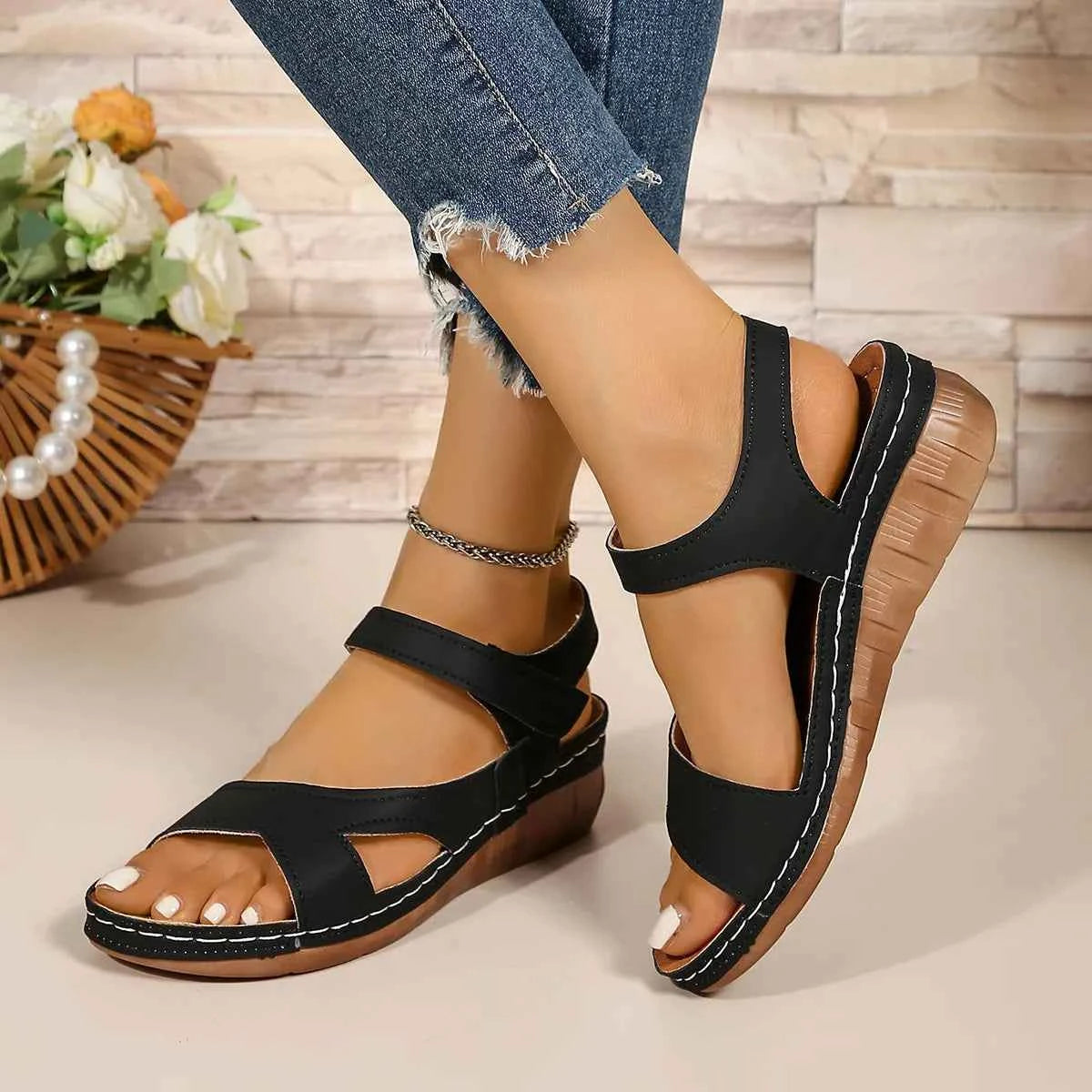 Open Toe Wedge Sandals Black 673cea50945d41939bdcc0dfb8360907-Max-Origin