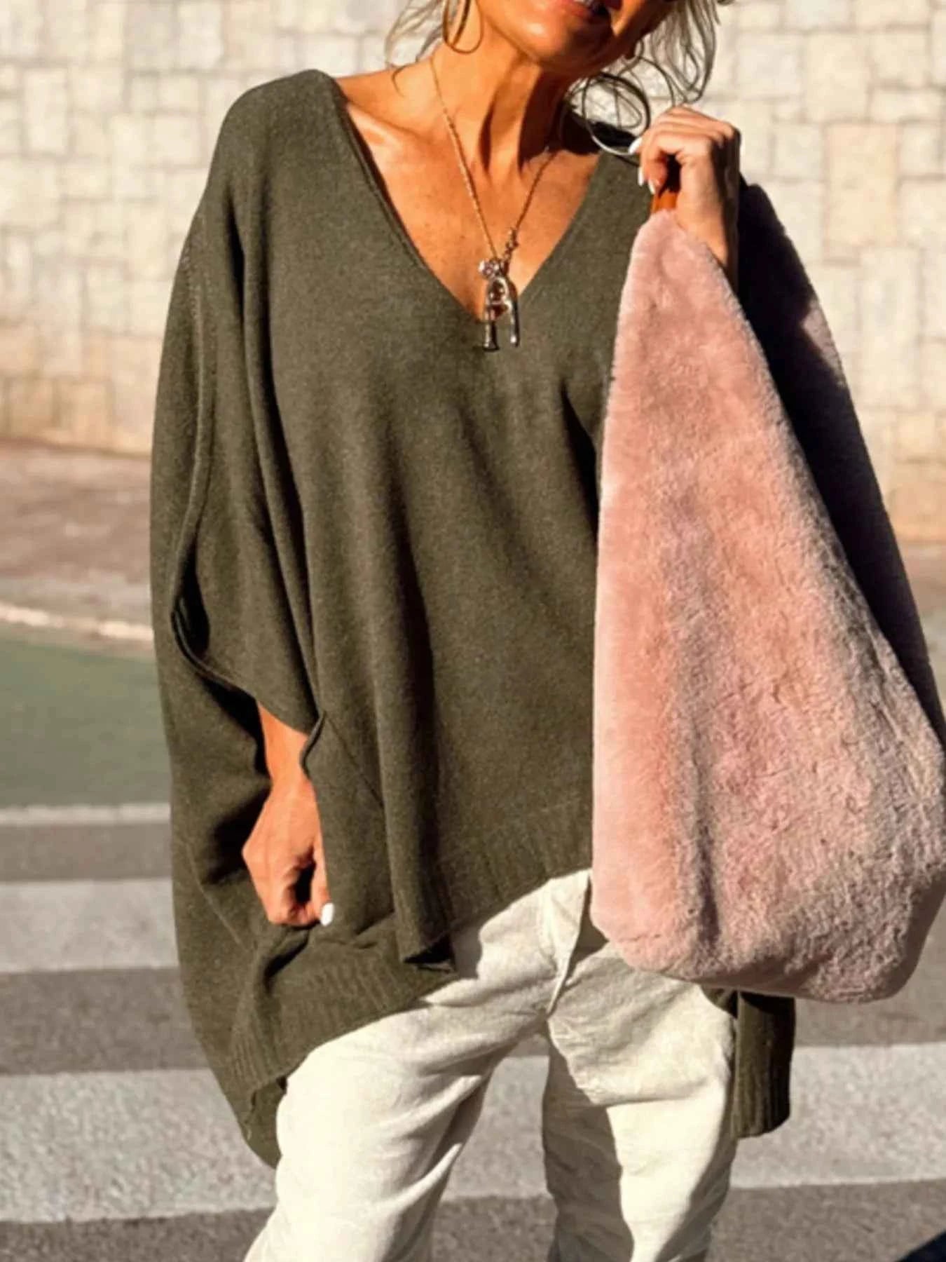 Ribbed Hem V-Neck Sweater 674d80a6-d376-4db2-af8a-bdf3795c733d-Max-Origin