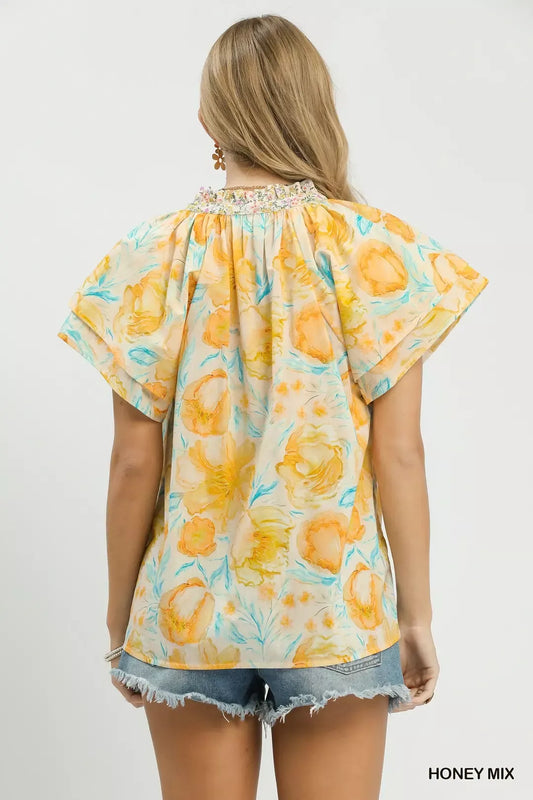 Mix Floral Print Blouse with Crochet Lace Trim 67803c69-58a4-4d58-be6c-40782391f9f4-Max-Origin