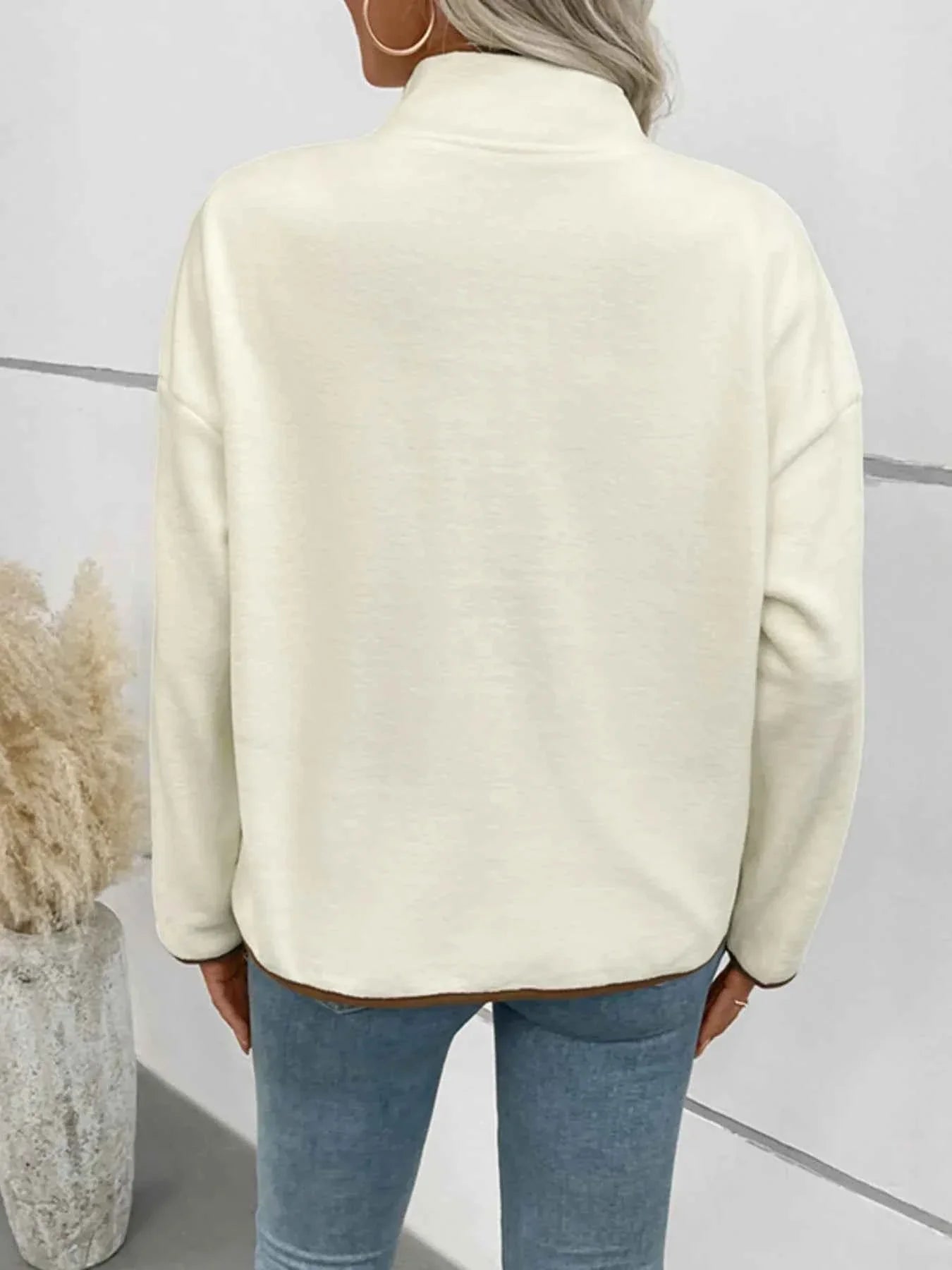 Snap Down Long Sleeve Jacket 67cd4ba9073d444d9b44817fdaf3f145-Max-Origin