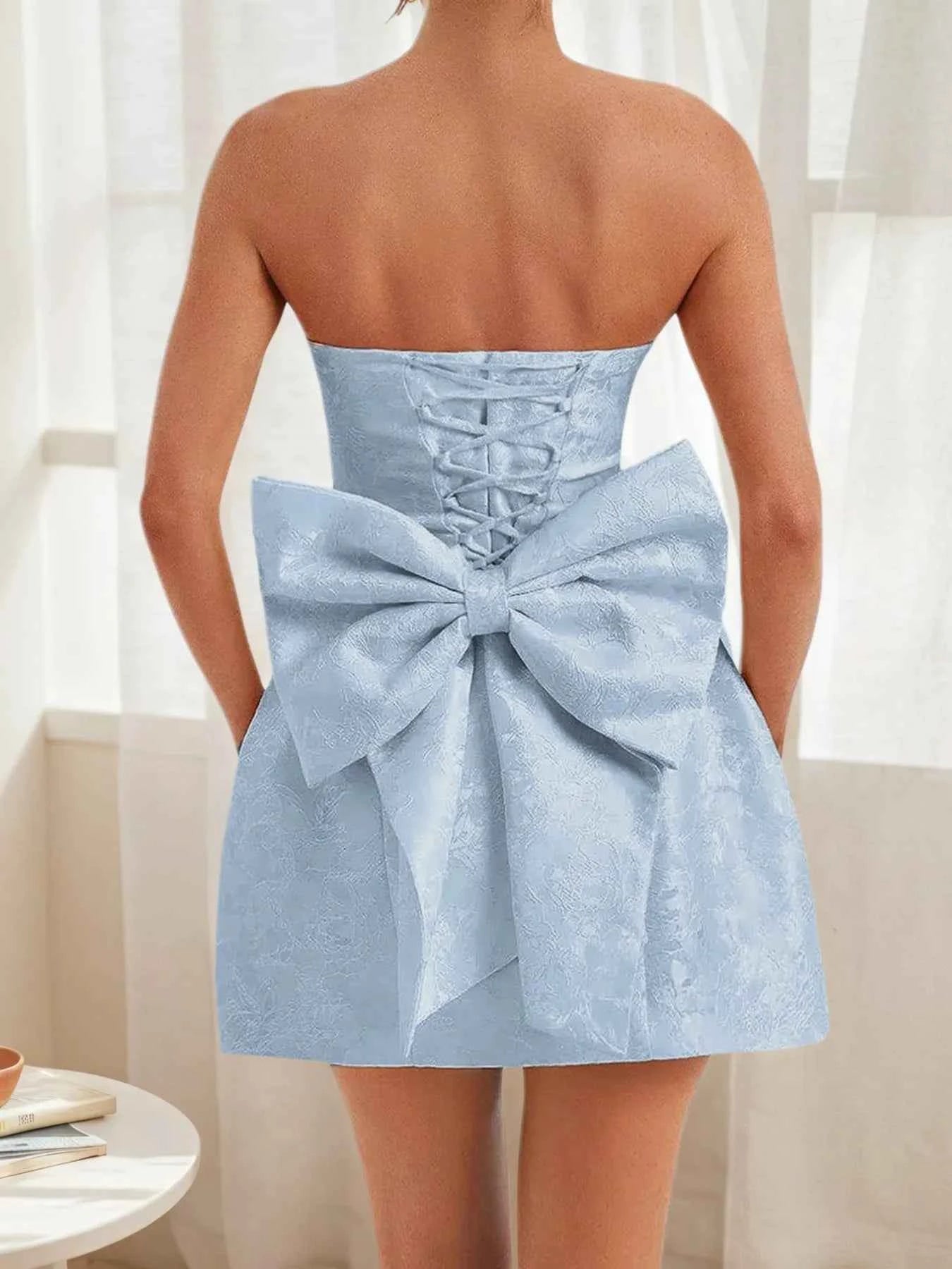 Lace Up Back Mini Dress with Bow Detail 67cd5190-dcc8-4d8b-8fa1-e18072c8b882-Max-Origin