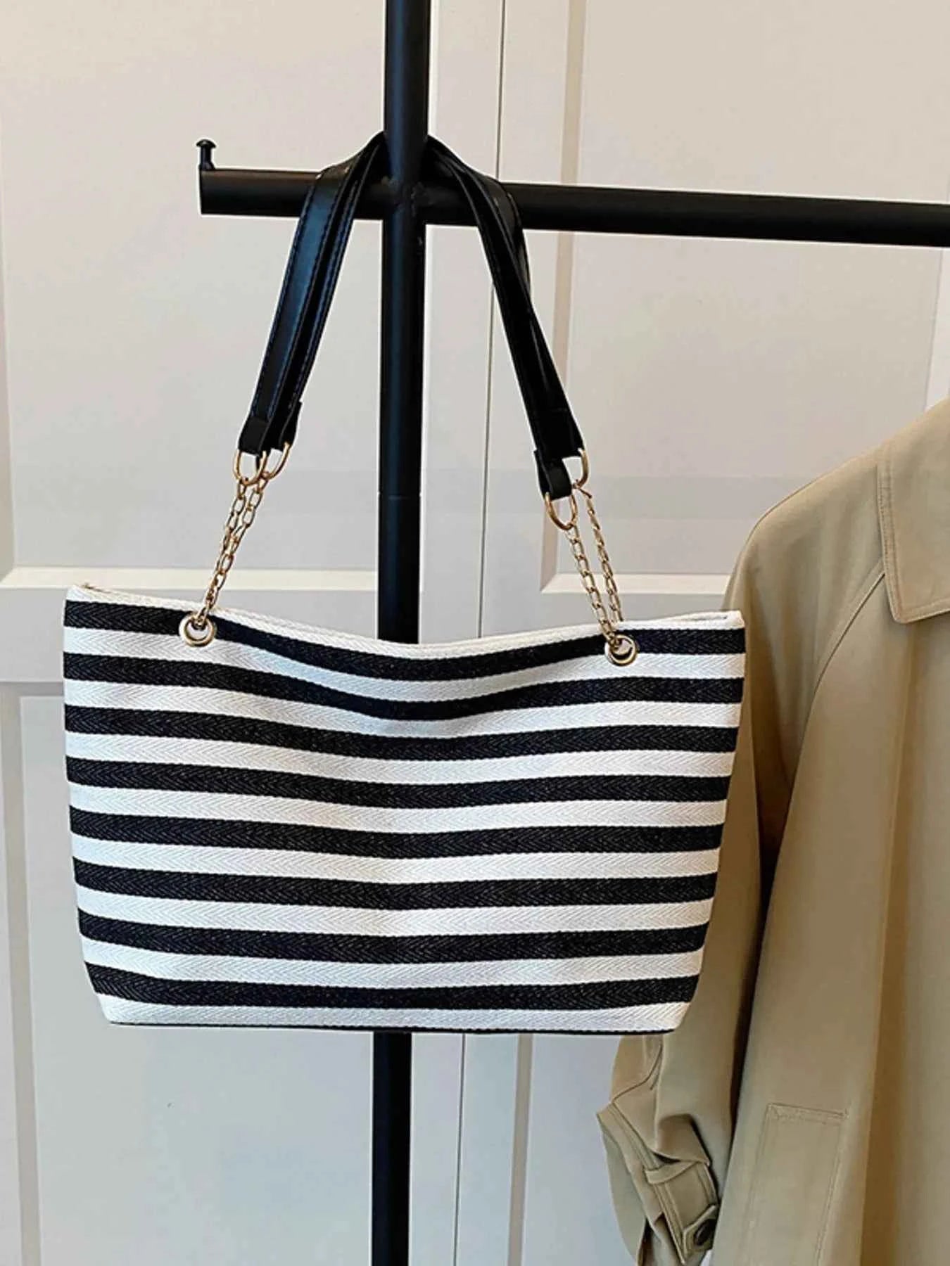 Striped Shoulder Bag with Chain Detail 67e601d179ae4c758d7faa6ba0f00086-Max-Origin