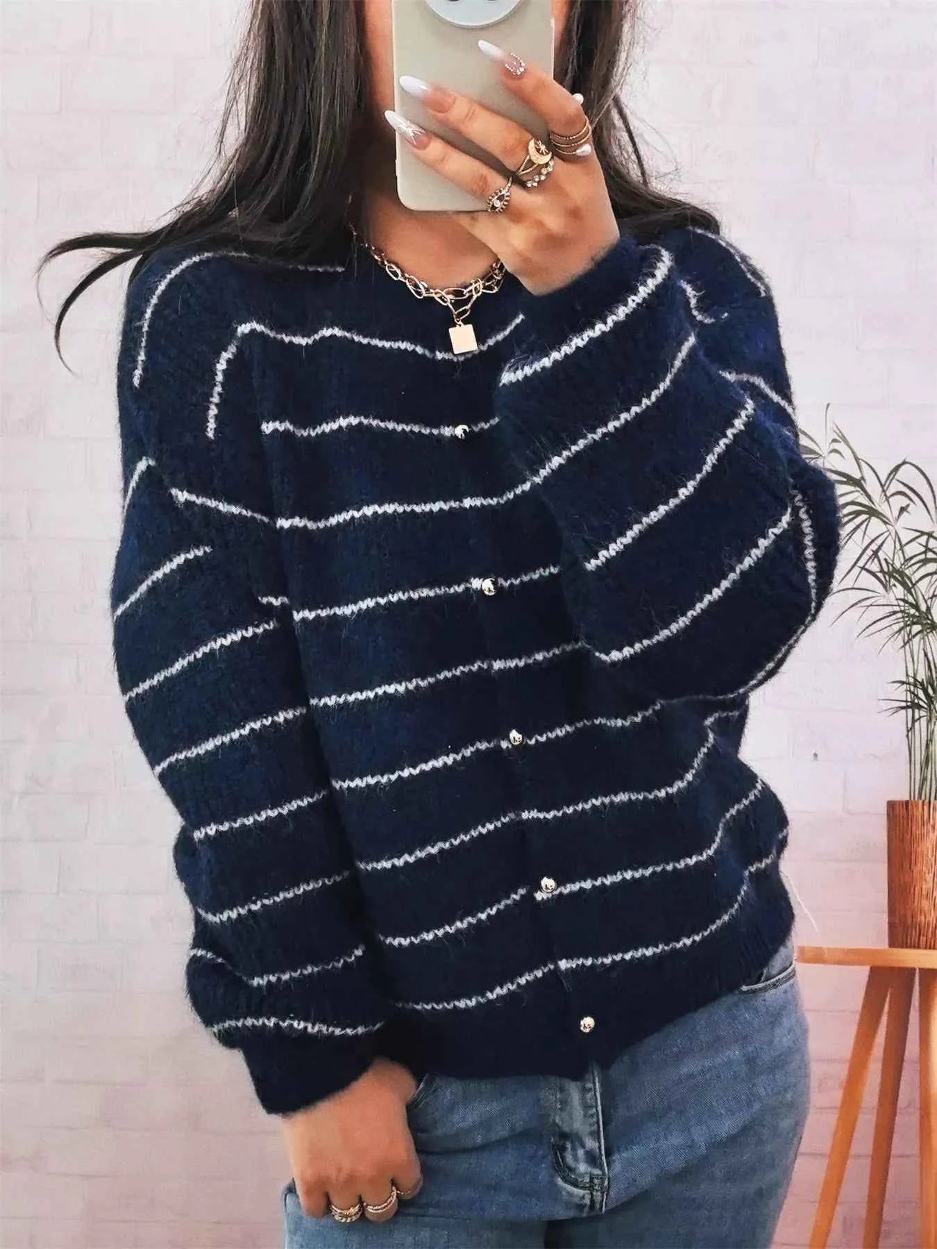 Striped Button Up Long Sleeve Cardigan 680632ed874c4c2f852a29370a327aee-Max-Origin