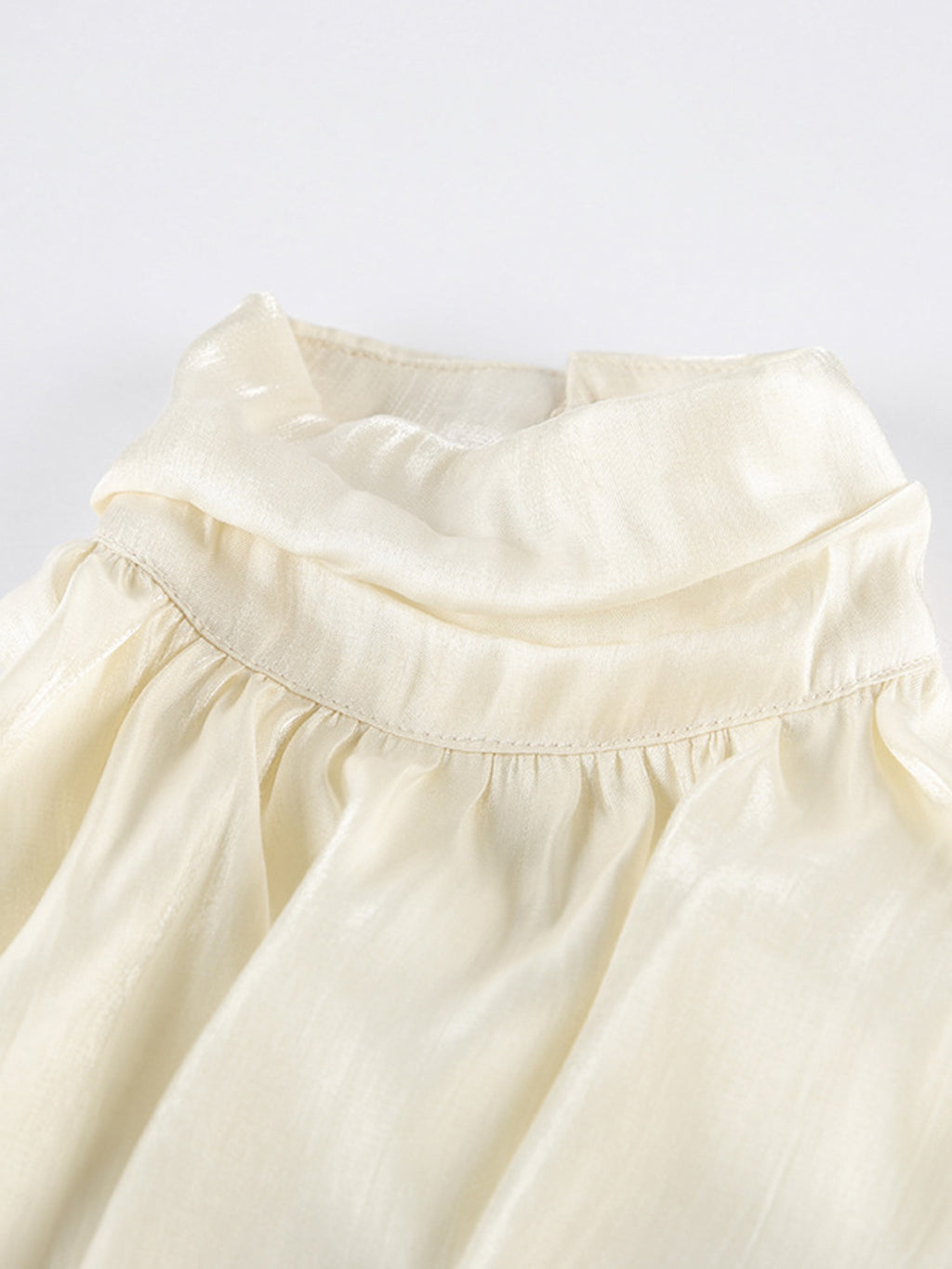 Halter Neck Ruched Cami Top 6808985aaaf64d069e3eb5d7ba354163-Max