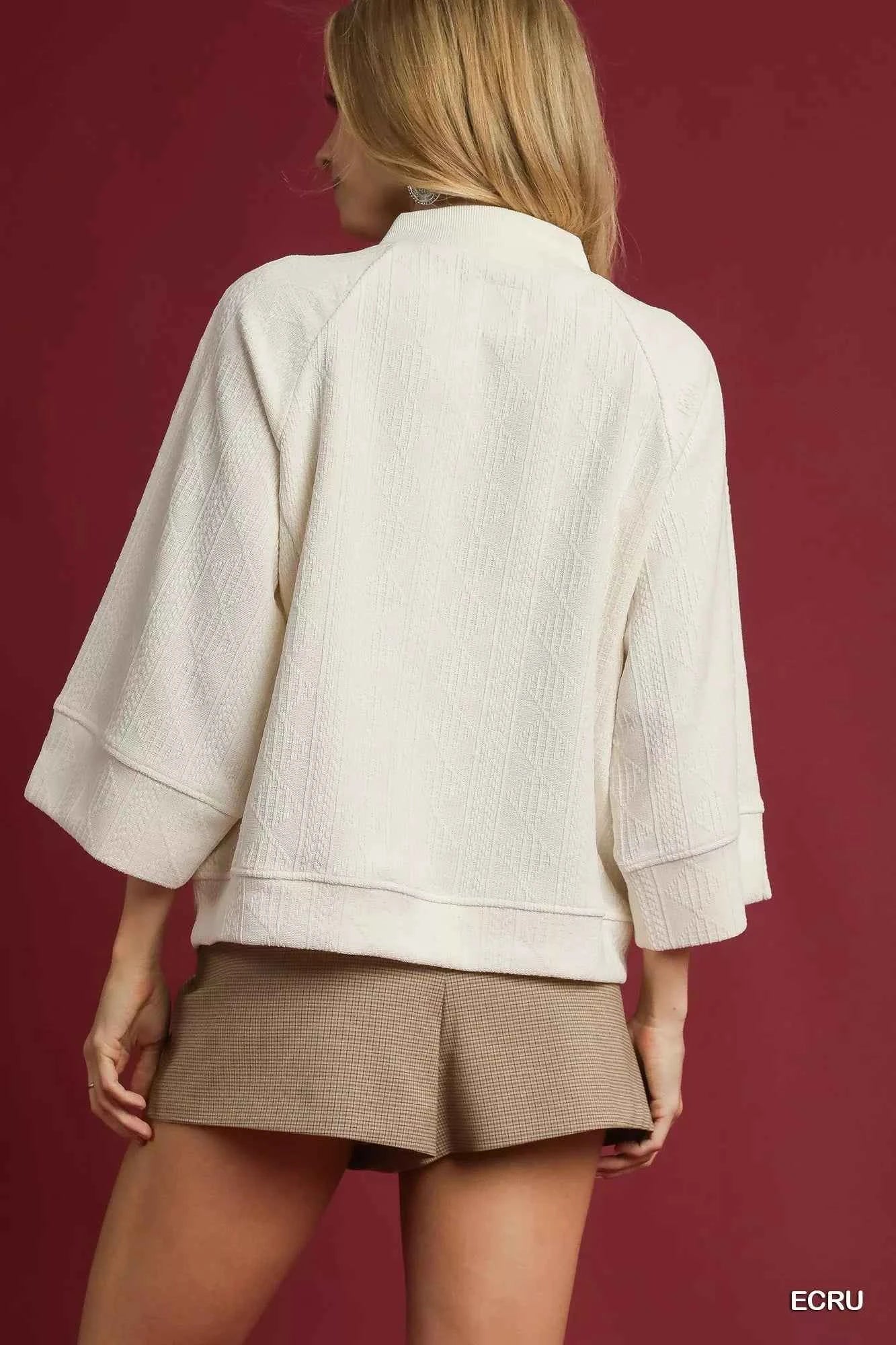 Textured Knit V-Neck Top 682461dd-9b41-4f3a-a898-a3b5ae0507c7-Max-Origin