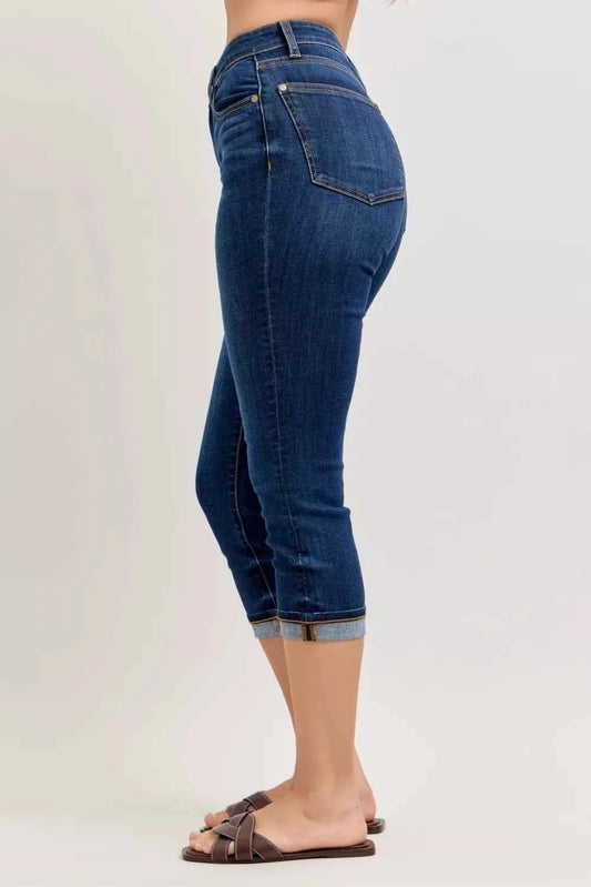 High Waist Capri Jeans with Single Cuff 6840c3f513f9490d886e978d4bc6b2b7-Max-Origin