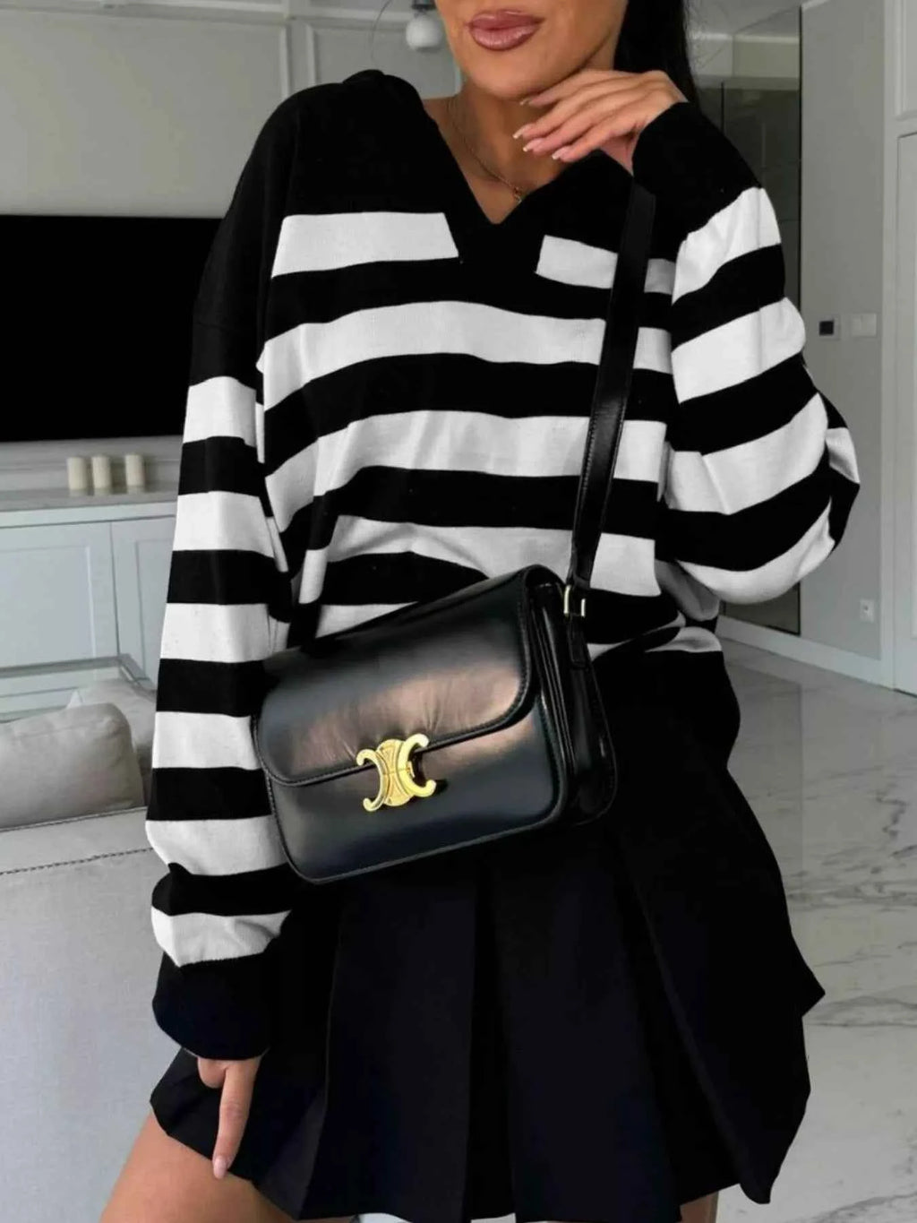 Striped Dropped Shoulder Knit Top 68522173-97ee-4ab6-a2e0-837e79b8857c-Max-Origin