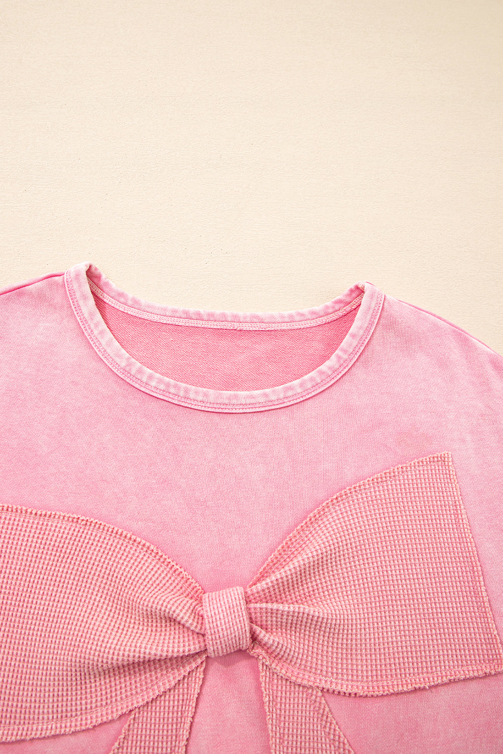 Bright Pink Mineral Wash Waffle Bow Patched Pullover Sweatshirt 6882218df61679a5