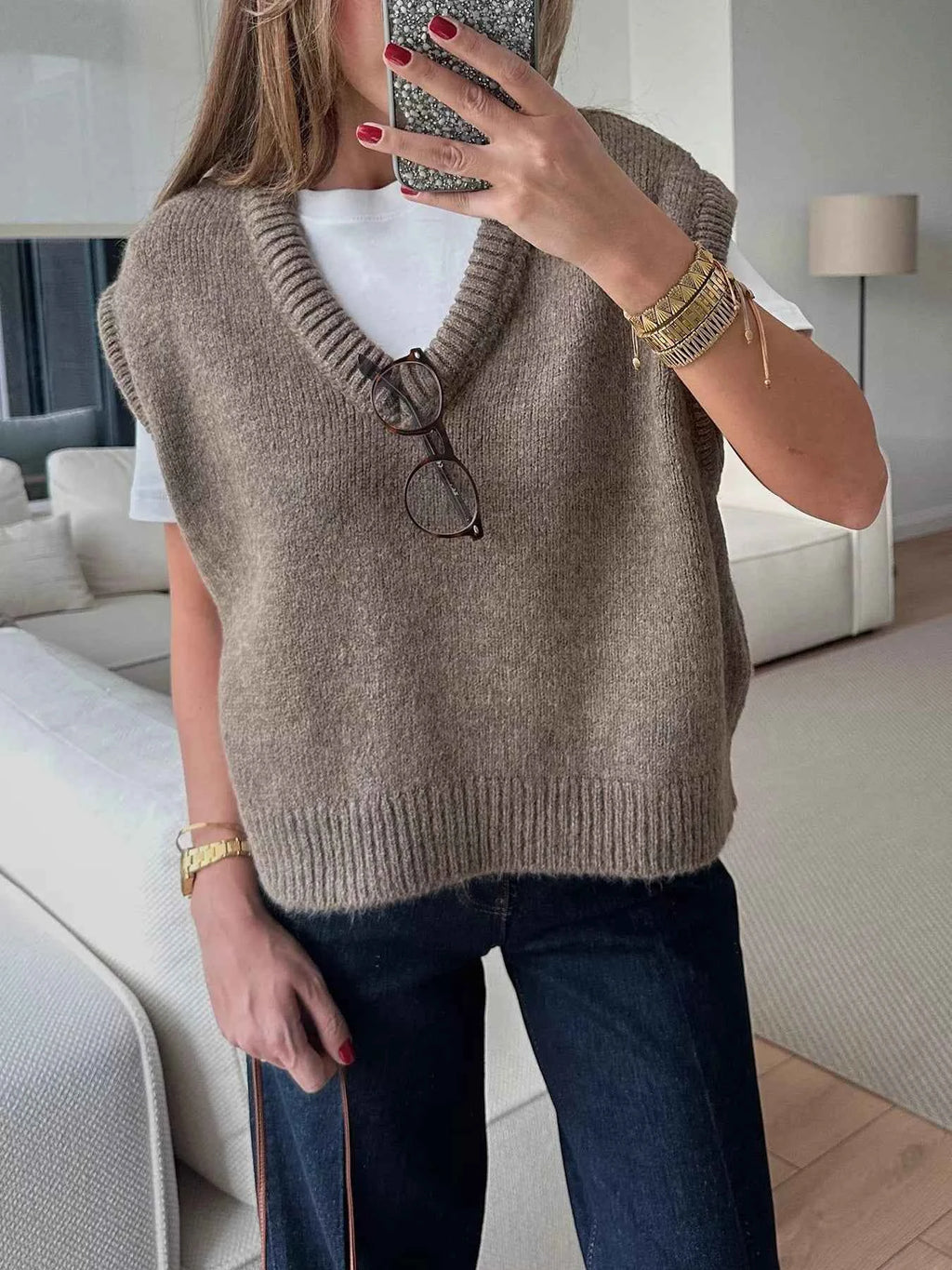 Ribbed Hem V-Neck Sweater Vest Coffee Brown 68973541556b408195d63d2cd9453446-Max-Origin