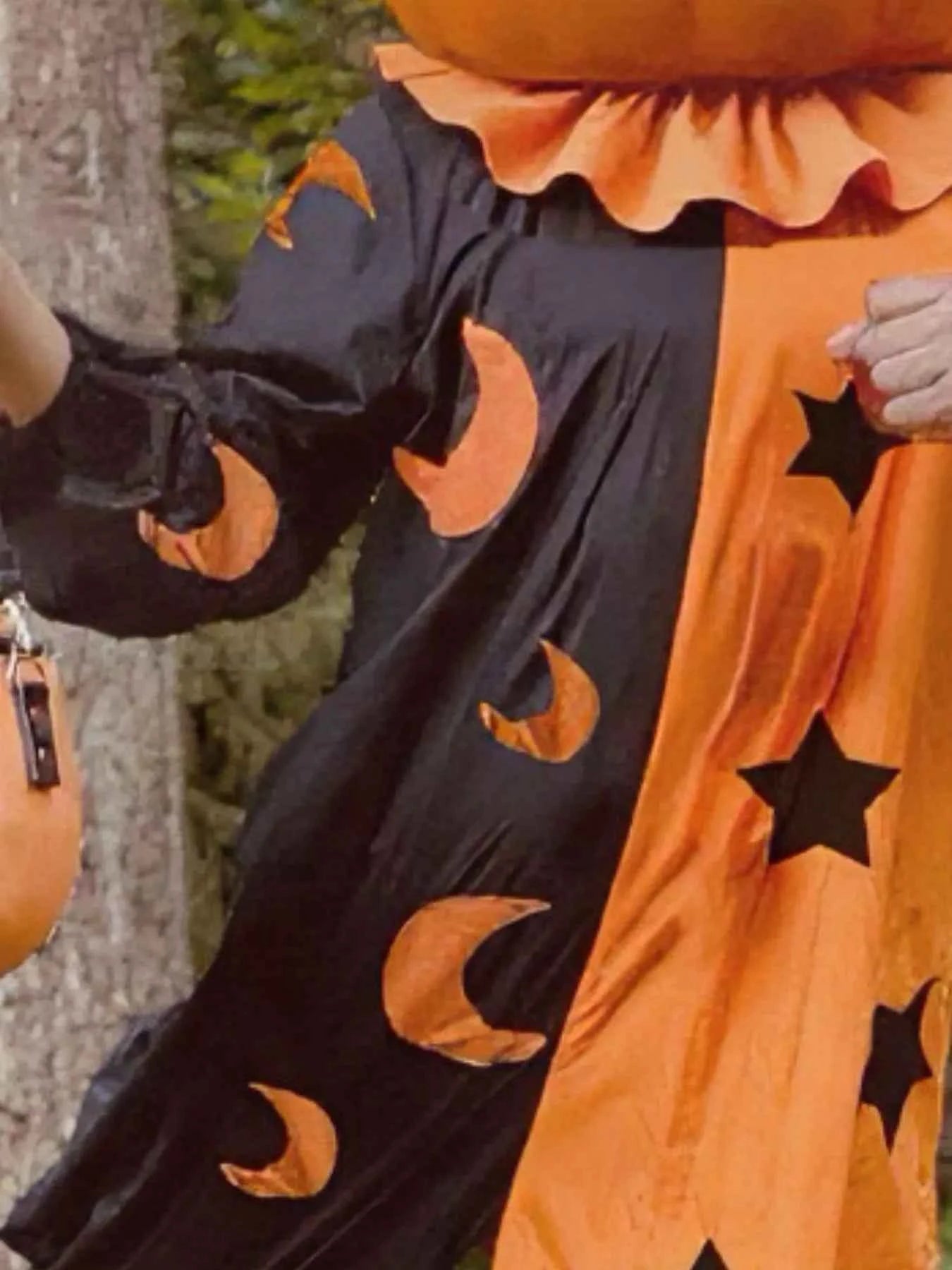 Halloween Two-Tone Star & Moon Print Jumpsuit 68c151e8-8e75-49cc-ab84-89efcaebfb51-Max-Origin