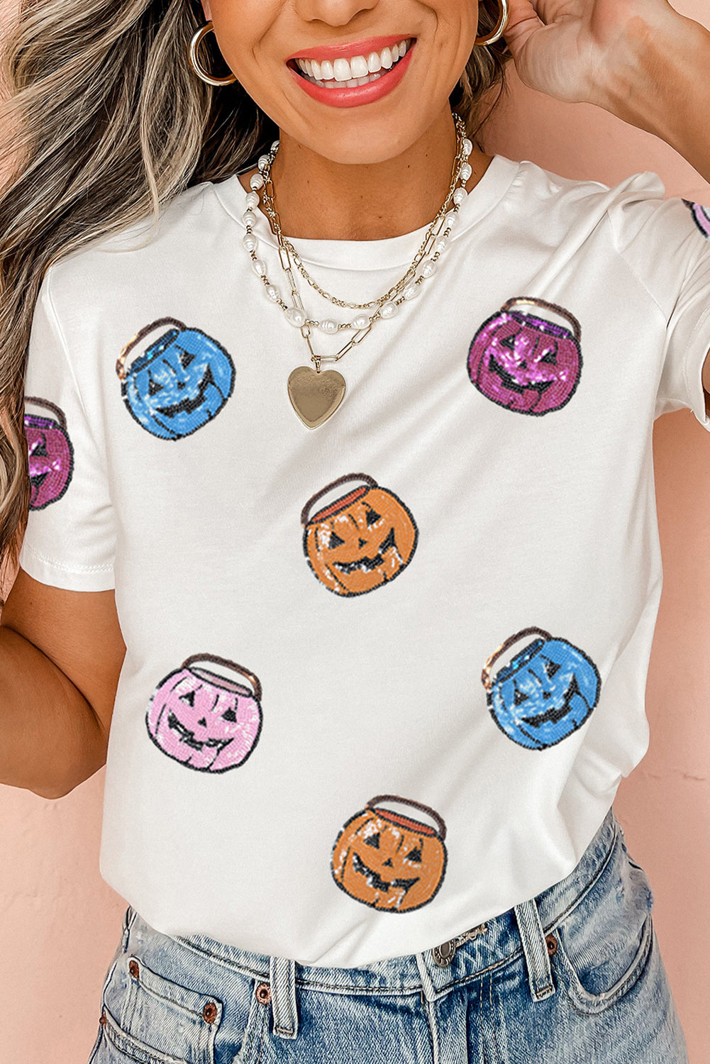White Sequin Pumpkin Face Patched Crew Neck Holiday T Shirt 6909ba5588ee6d8d