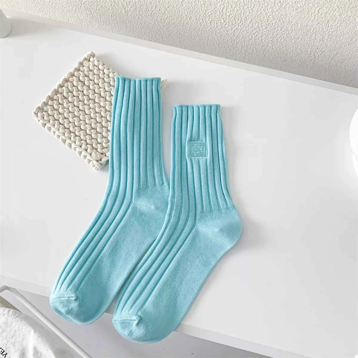 Breathable Ribbed Knit Crew Socks 693aa4da-892a-4c69-9ccc-11fff99230dd-Max-Origin