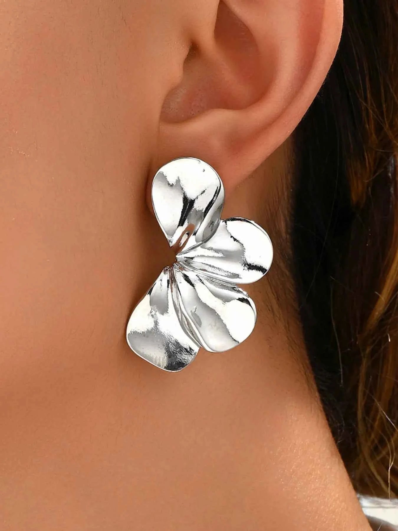 Stainless Steel Flower Earrings 69a91081-cb50-49f6-90ef-a1fc4dc6f4e6-Max-Origin