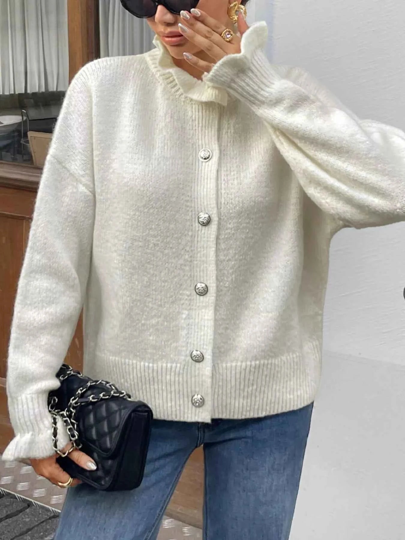 Button-Down Long Sleeve Cardigan 69aa21bf-21c0-4656-a692-f8f0db78560f-Max-Origin