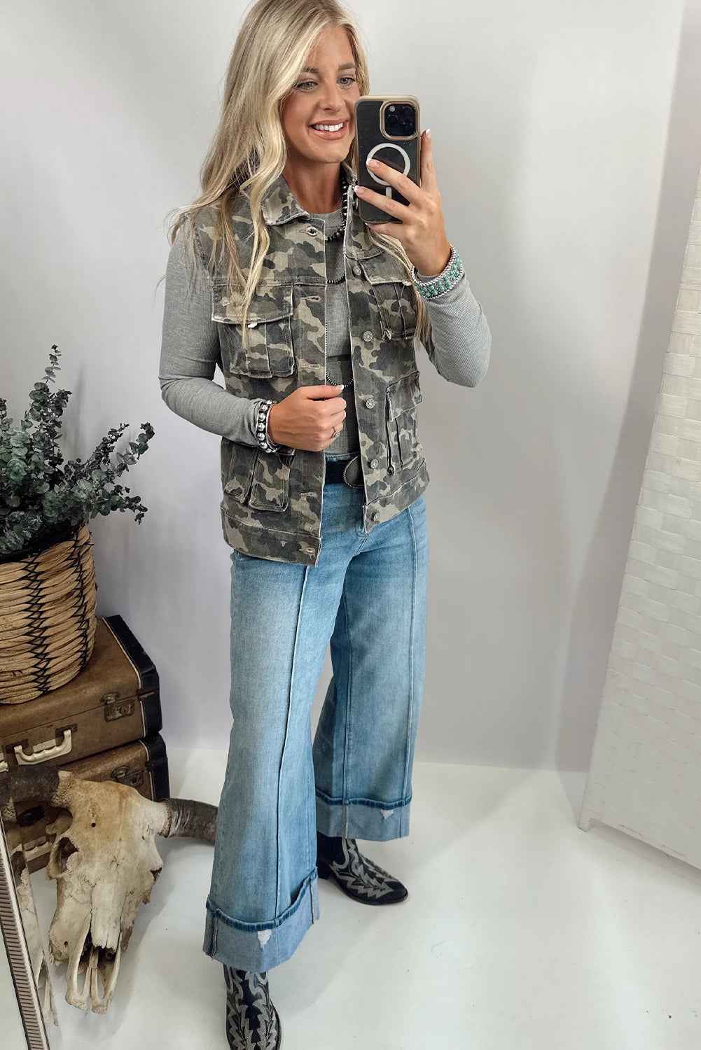 Green Camouflage Print Button Cargo Pocket Button Down Denim Vest 69cc0d0a3a065133