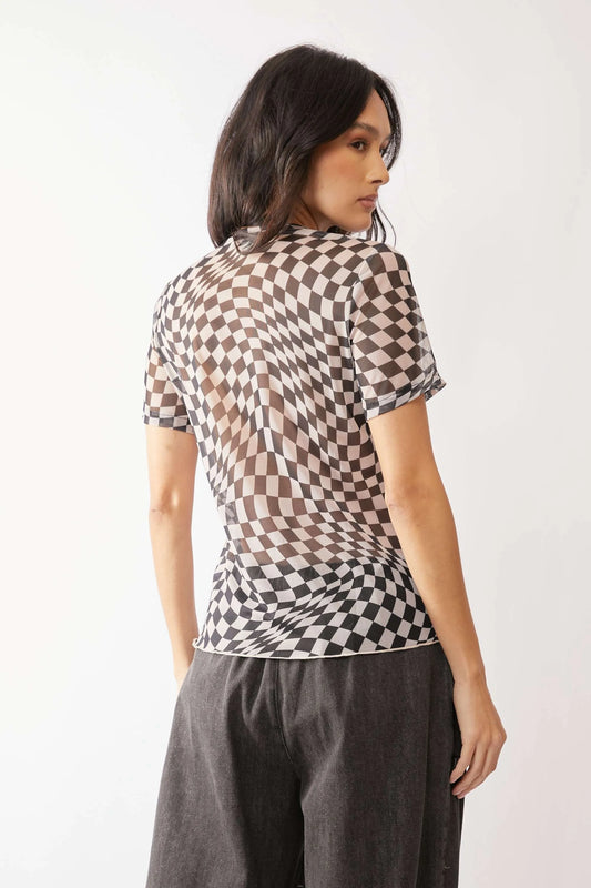 Checker Board Printed Mesh Short Sleeve Top 6a6682114c684e93a5906a4294dcdeb2-Max-Origin