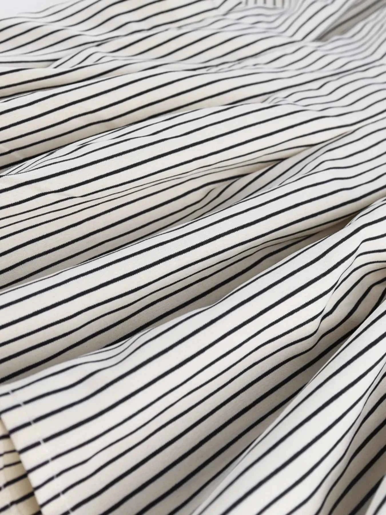 Striped Short Sleeve Button-Up Shirt 6a7947e0-c9c8-4736-833d-f7572d822874-Max-Origin
