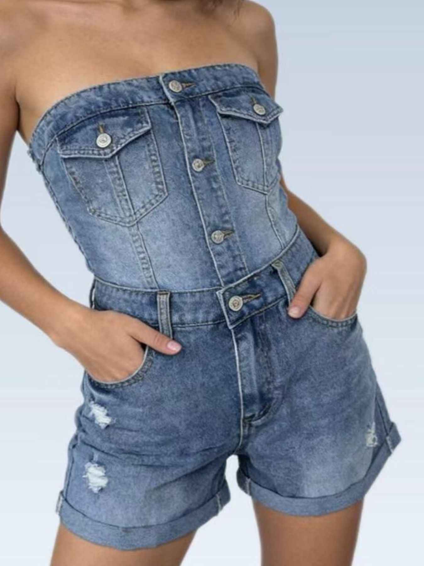 Ripped High-Waisted Denim Shorts Light Blue 6a9d665c-e0b6-410e-b460-17f3618009fb-Max