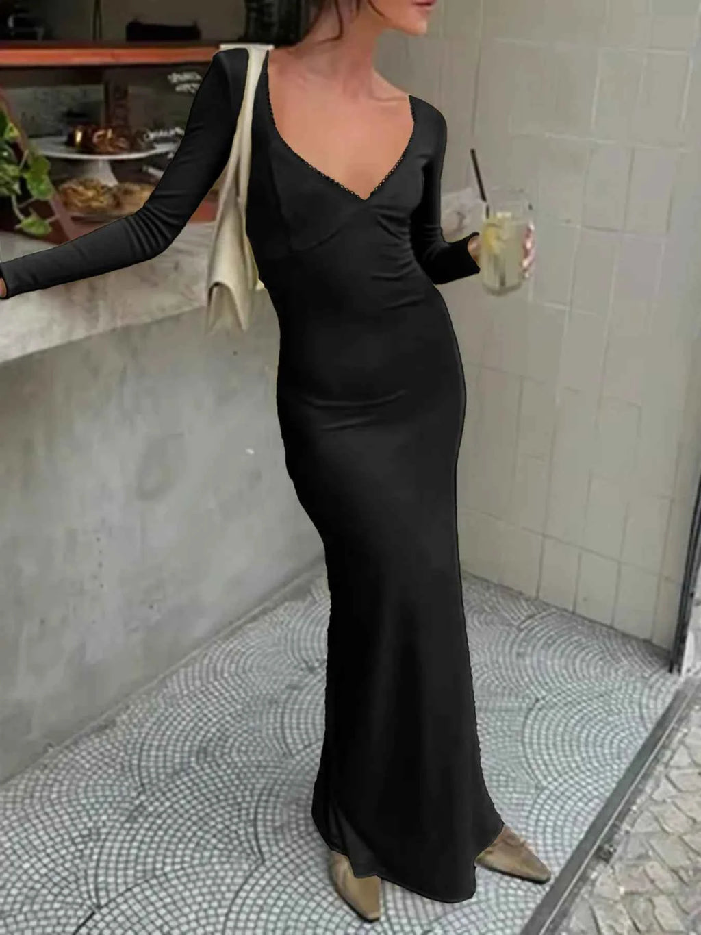 Deep-V Long Sleeve Slim Maxi Dress Black 6b34f099b92a4e0897abd5980f142a6e-Max-Origin_2a3aa039-164a-4ac7-aae1-2d8769e2f3c1
