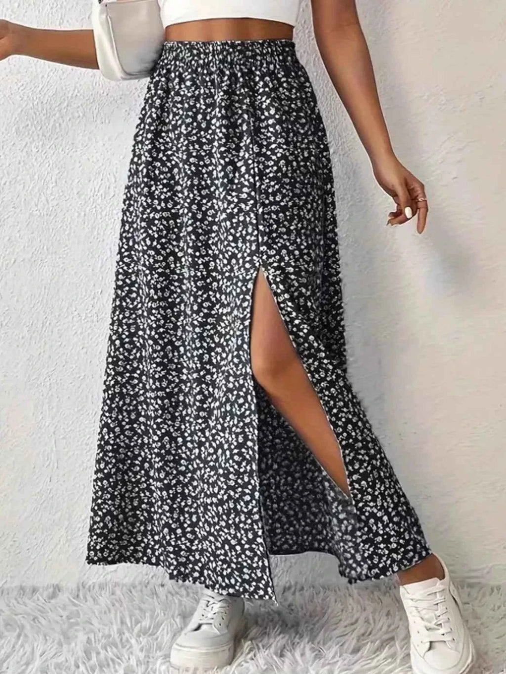 Slit Printed Skirt Black 6b6e4c9d-fcc8-4fc8-bfff-e9c5e0d40d88-Max-Origin