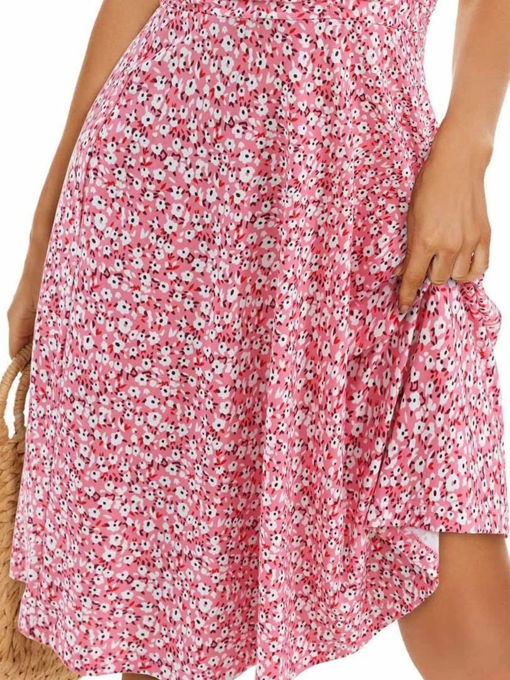 Printed Halter Neck Dress 6b87f29a-1685-4d34-bcb2-27dba73b8a15-Max-Origin