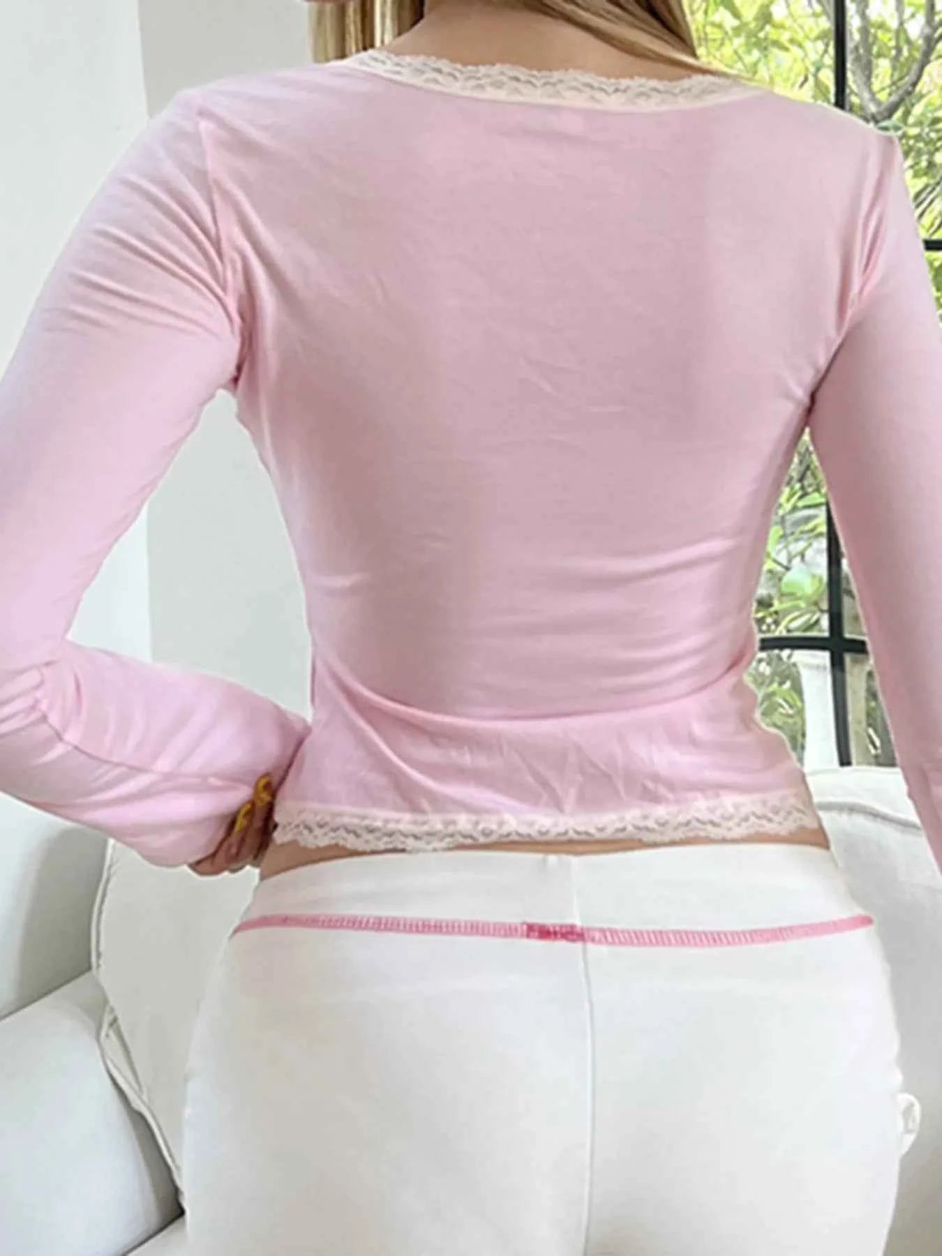 Lace Trim V-Neck Long Sleeve Top 6bb3a92374304371a5eec0baff594663-Max-Origin