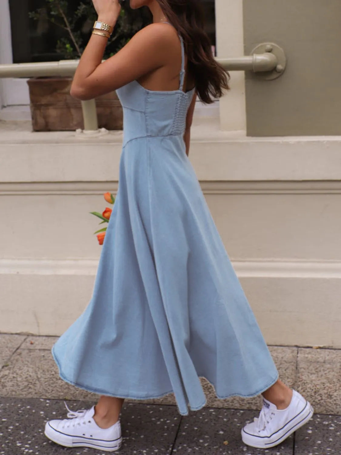 Smocked Sweetheart Neck Midi Cami Dress 6bd800b0-a530-4b2f-8783-491382959147-Max-Origin