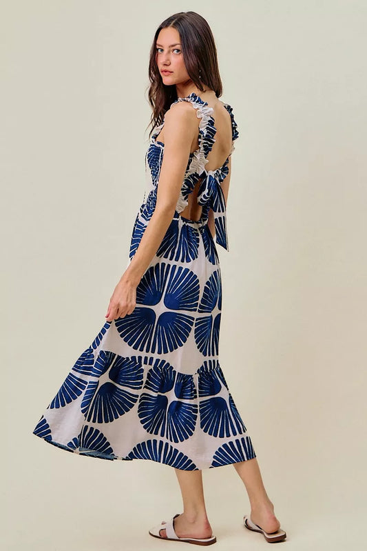 Abstract Print Smocked Bodice Tiered Lined Midi Dress 6bdb2cf7-3f28-4bd3-af3e-55b239bbffca-Max-Origin