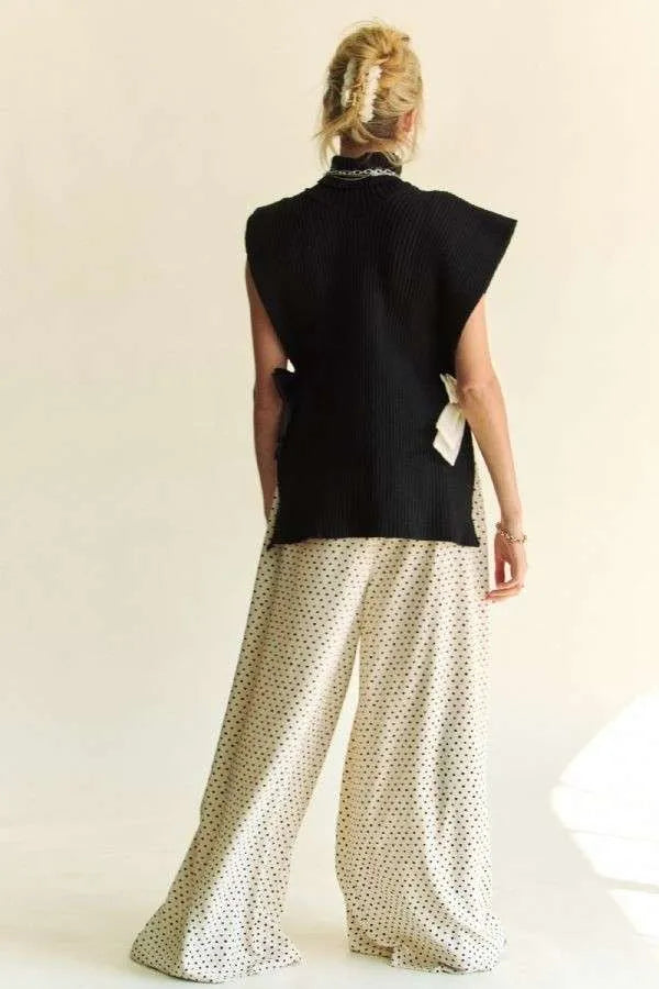 Davi & Dani Side Split Turtleneck Sleeveless Knit Top 6be108c1-fc96-4de9-82b7-7ba141bbda2e-Max