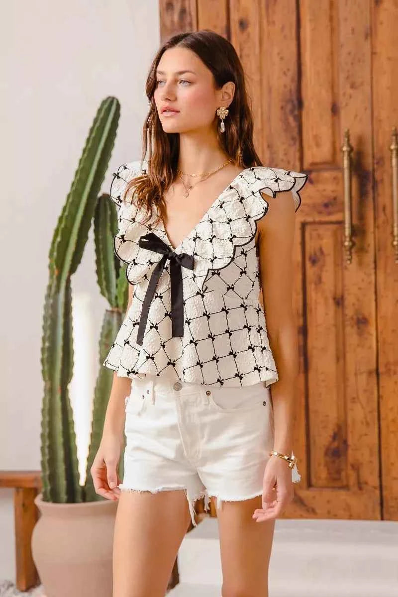 SO ME Bow Texture Jacquard Woven Top with Scallop and Tie 6c077fabe9224690b69a40bdb80c451b-Max-Origin