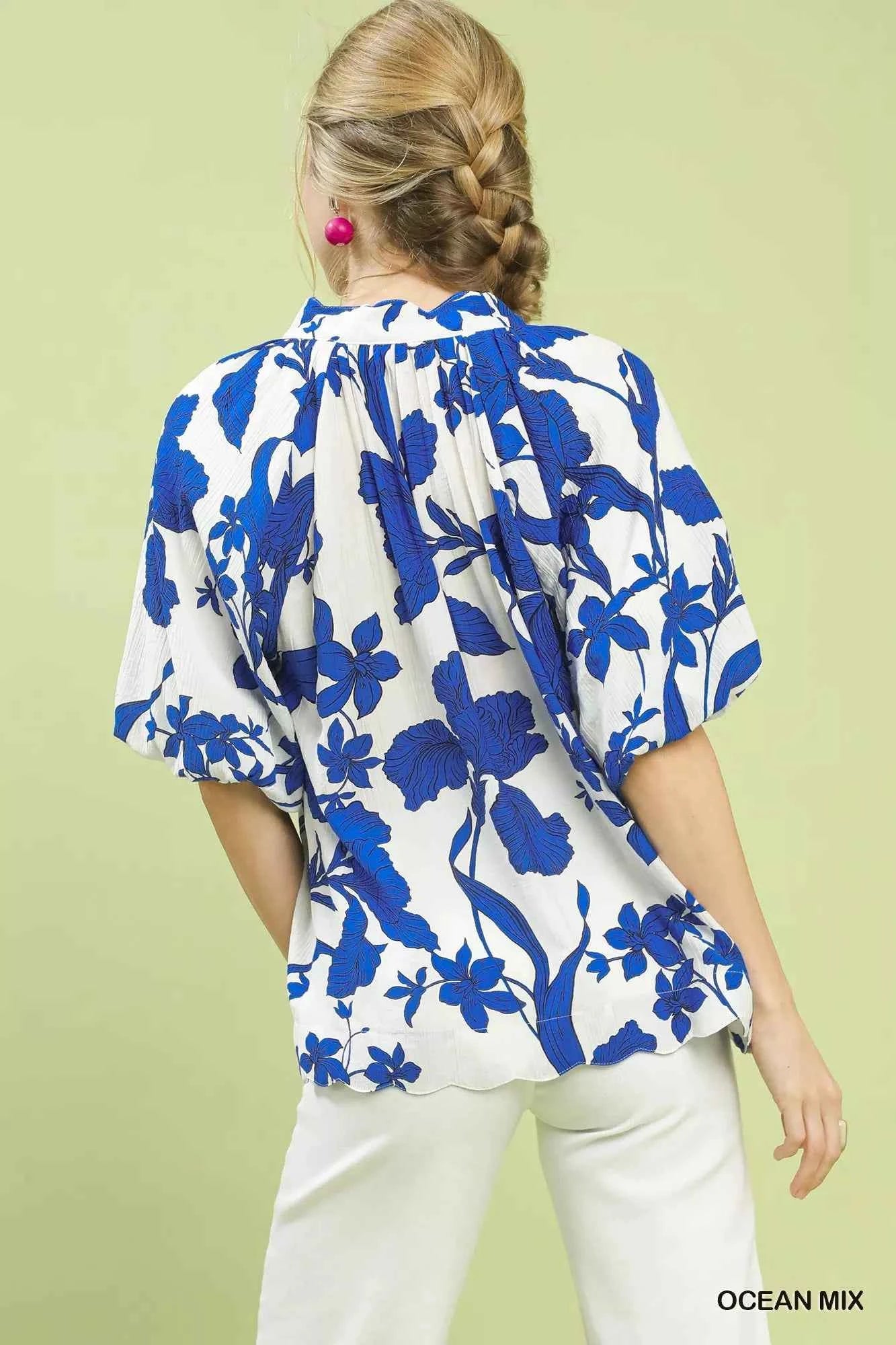Umgee Floral Print Puff Sleeve Blouse with Scallop Hem 6c0e78f3-cbce-4d85-a4ea-b3d5c33507b3-Max-Origin