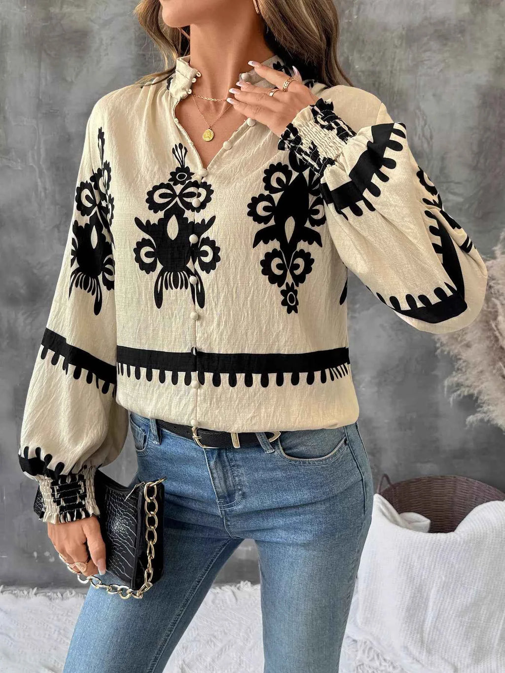 Printed Notched Lantern Sleeve Blouse 6c1a368e938e4683b1697fdff2470ff6-Max-Origin