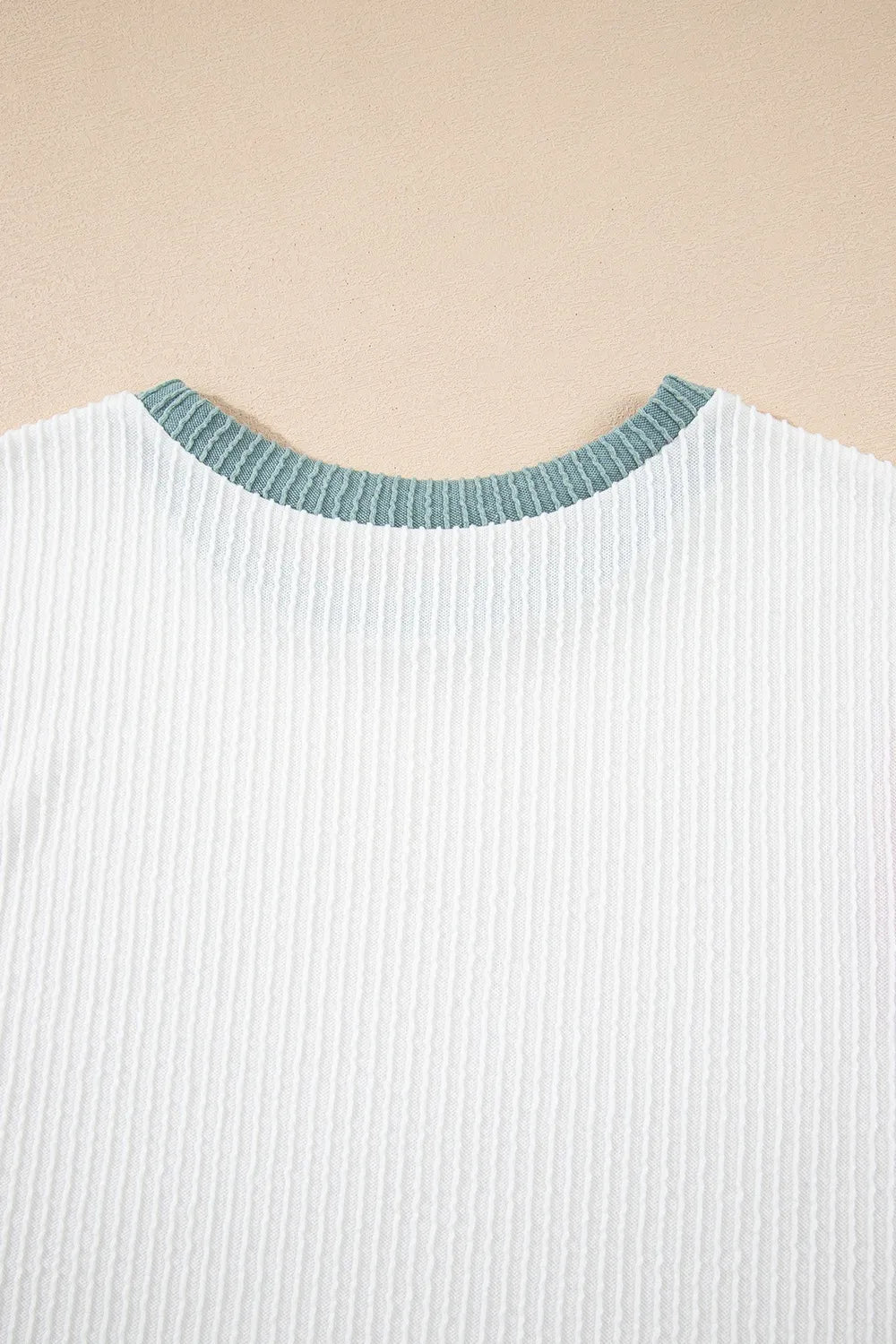 Contrast Trim Ribbed Knit Sleeveless Top 6c5ea029-4ef0-4eae-af85-e0d43e90d3eb-Max-Origin