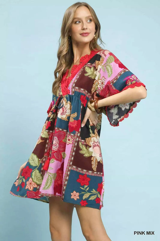 Abstract Print V-Neck Mini Dress 6d0249ae-5ec5-473f-a3ca-85c6726f9f83-Max-Origin