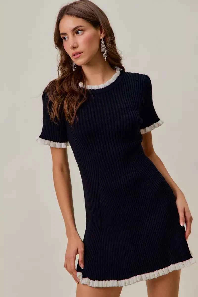 SO ME Contrast Ruffled Sweater Knit Mini Dress BLACK WHITE 6d4af5fbc0f64ed7ae578b1866553d37-Max-Origin