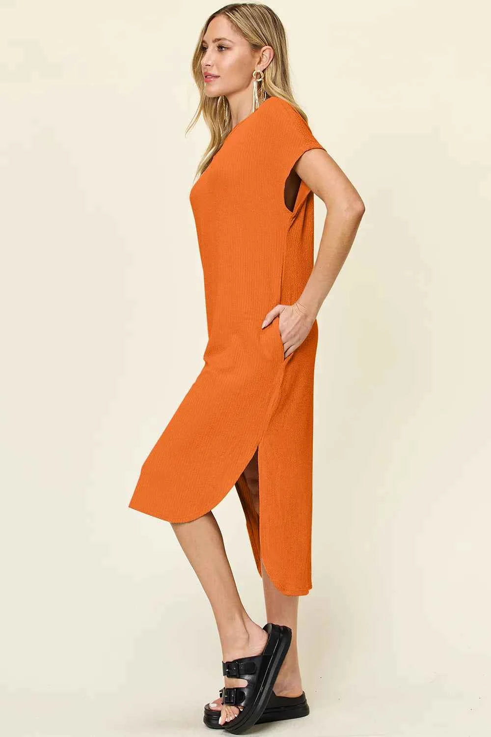 Double Take Full Size Round Neck Short Sleeve Slit Dress 6d730b30-1cfa-4bce-96d6-6e51bbd1136c-Max