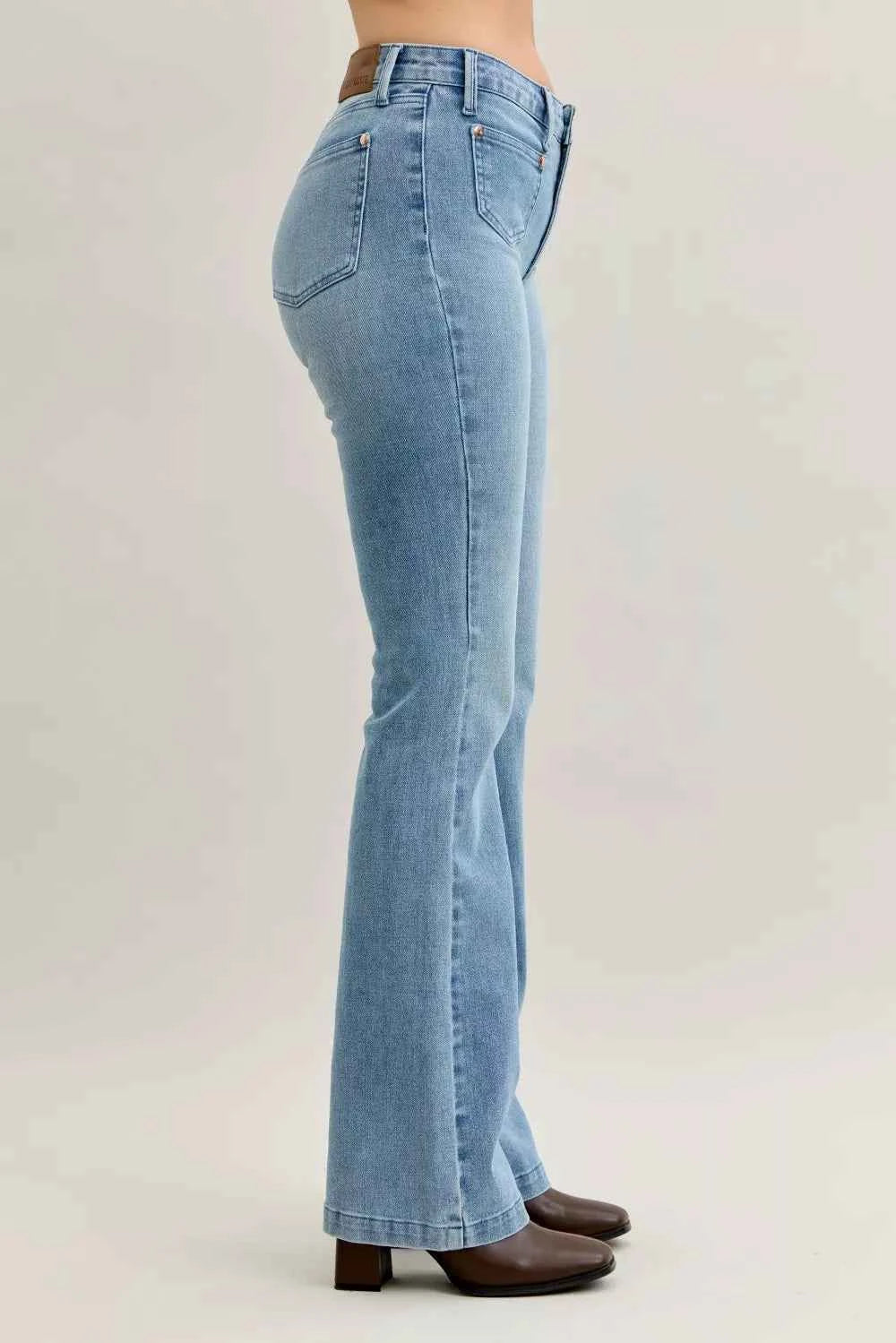 Judy Blue Full Size Mid Rise Bootcut Jeans with Contrast Wash & Front Patch Pockets Plus Size 6d9b8183fb484fc391046ef825ff6414-Max-Origin