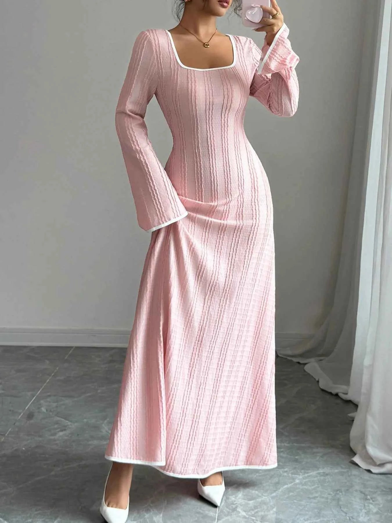 Textured Square Neck Long Sleeve Maxi Dress 6dc1c0b9-5e19-47fc-bbb7-940336984253-Max-Origin