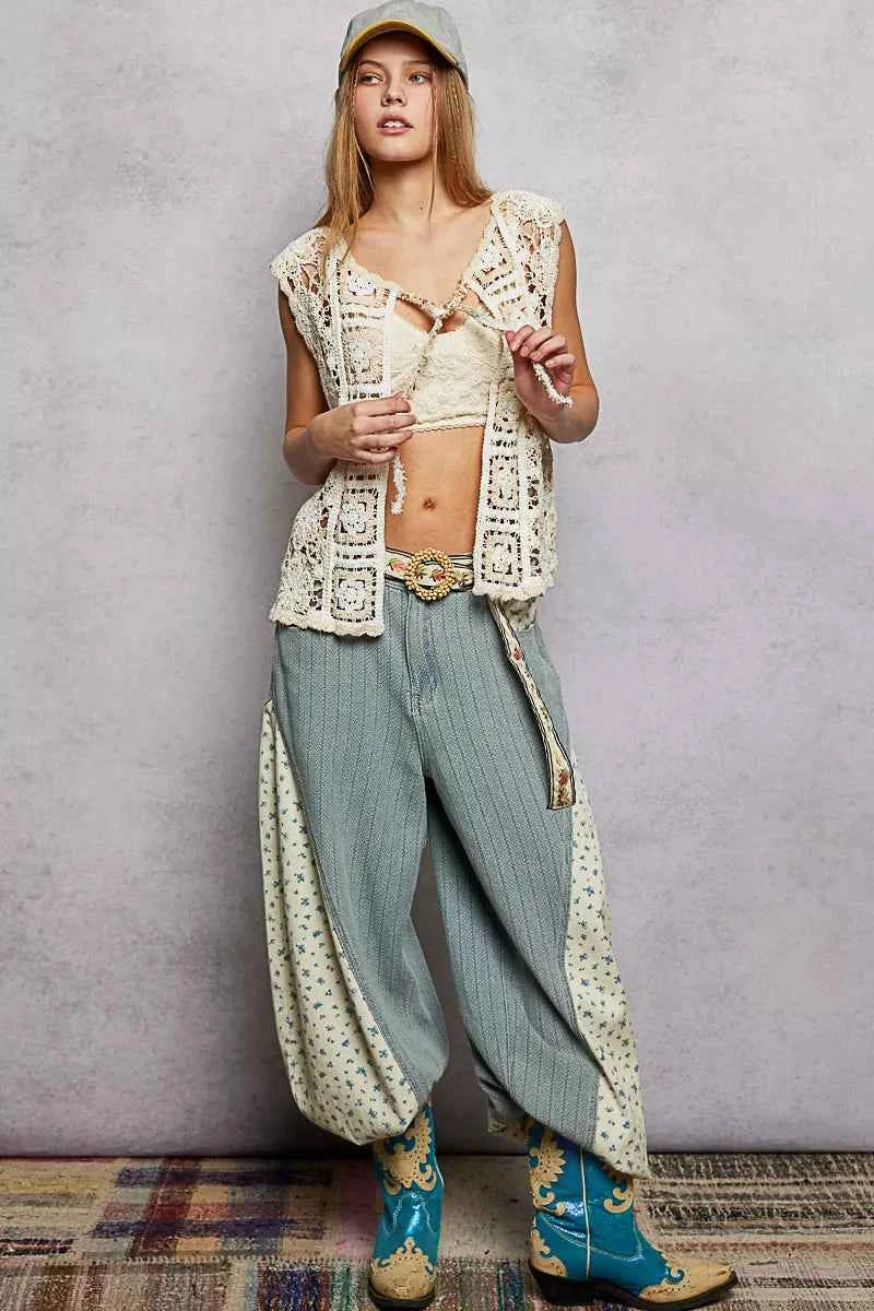 POL Tie Front Floral Pattern Crochet Vest with Scalloped Edge 6dd1dc68-a05d-4098-a0cb-f35423c0b83c-Max-Origin