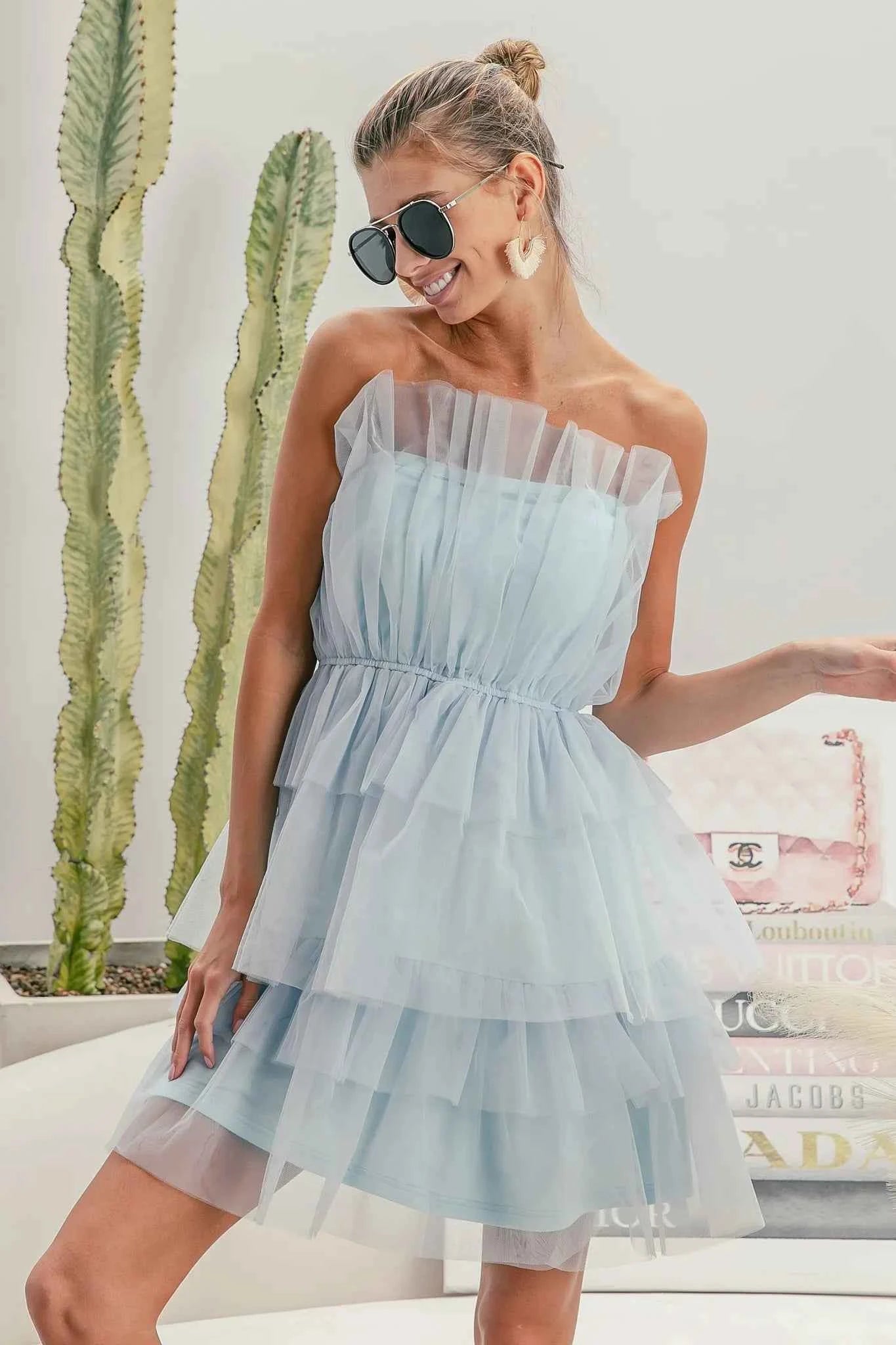 Sleeveless Layered Organza Dress 6e5db1a87c624da684c5c058f0e3ce5a-Max-Origin