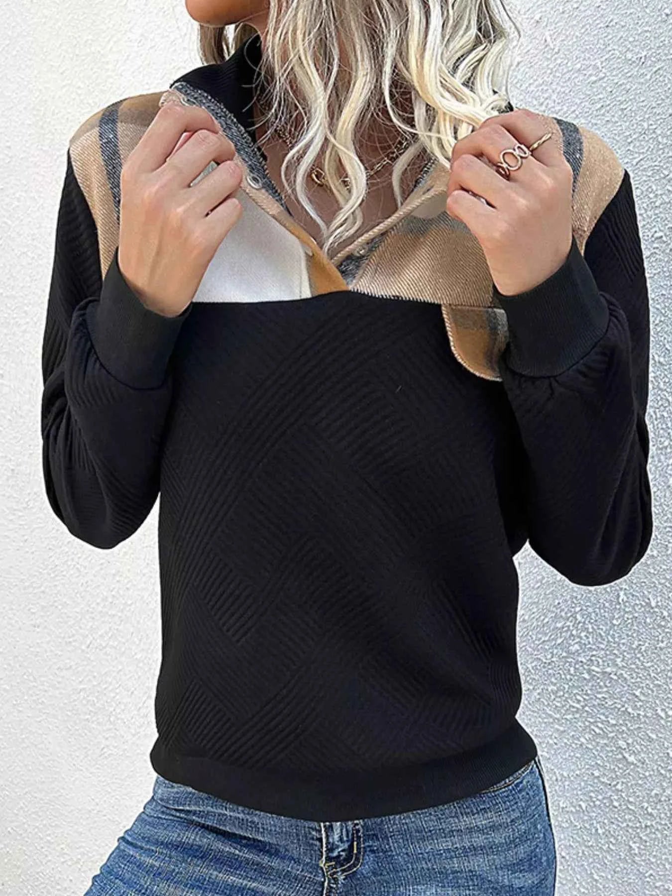 Color Block Texture Long Sleeve Sweatshirt 6e92283e-083e-4cfd-93ce-fc69d50ca117-Max-Origin