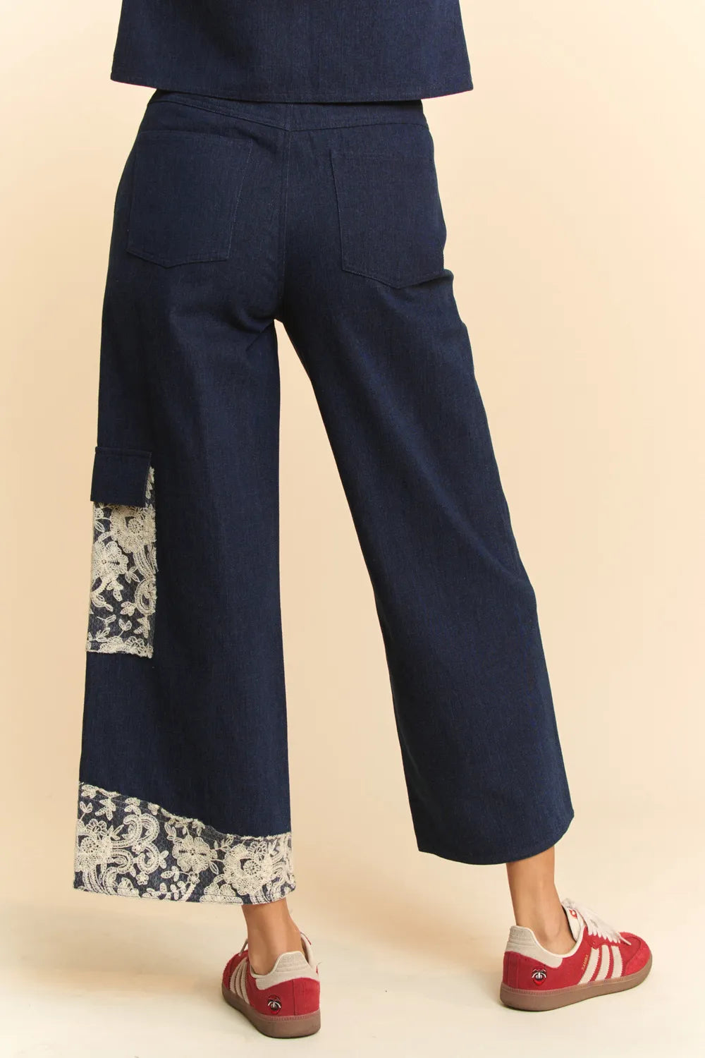 Davi & Dani Lace Applique Wide Leg Jeans 6ea193e7-1dbb-421c-bce4-972310af6ae9-Max