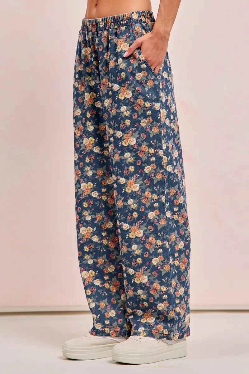BiBi Washed Floral Print Wide Leg Jeans 6ea43e6032b14e108ba8382f5cc8f7c7-Max-Origin
